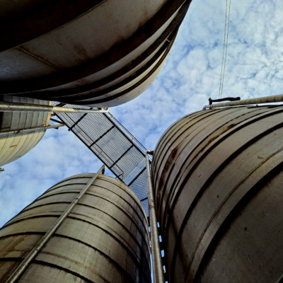 strategies-for-effective-supply-chain-management-in-the-metals-industry-1024x768